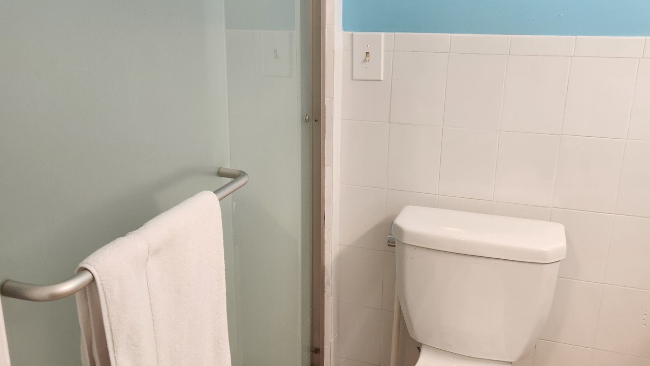 Photo of Bathroom in Englewood South