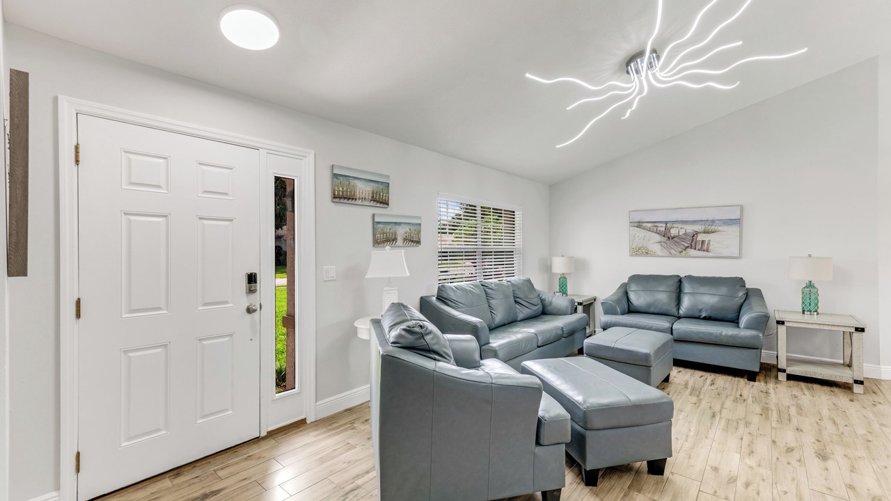 Photo of Livingroom in Port Orange