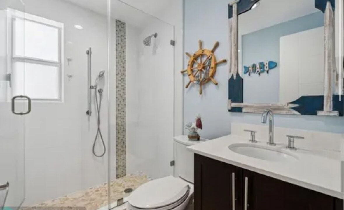 Photo of Bathroom in Hollywood South Central Beach