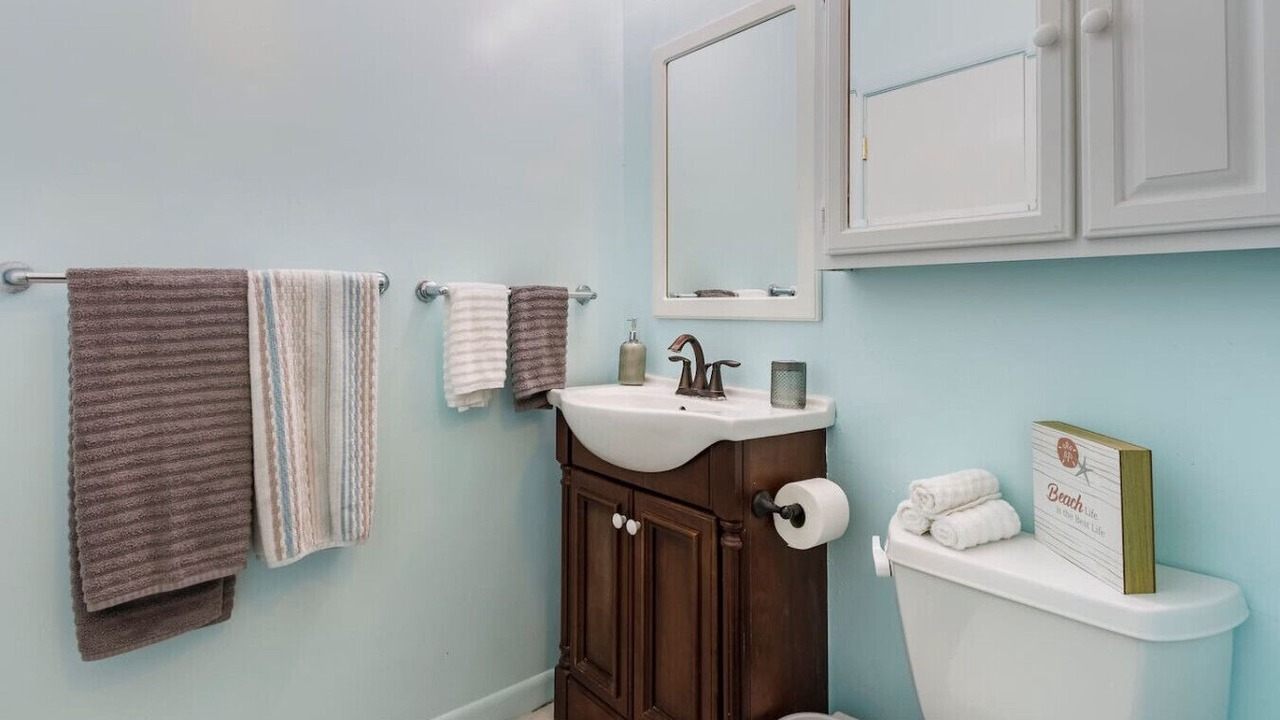 Photo of Bathroom in Cocoa Beach
