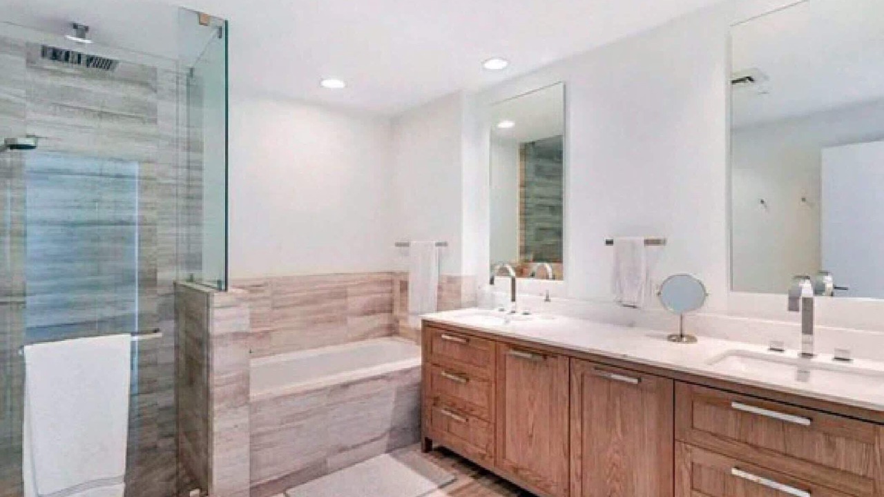 Photo of Bathroom in Key Biscayne