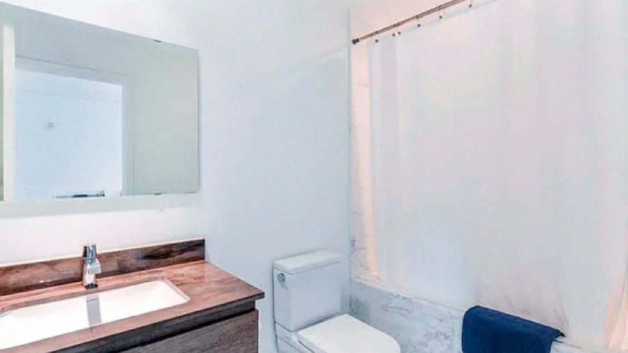 Photo of Bathroom in Key Biscayne