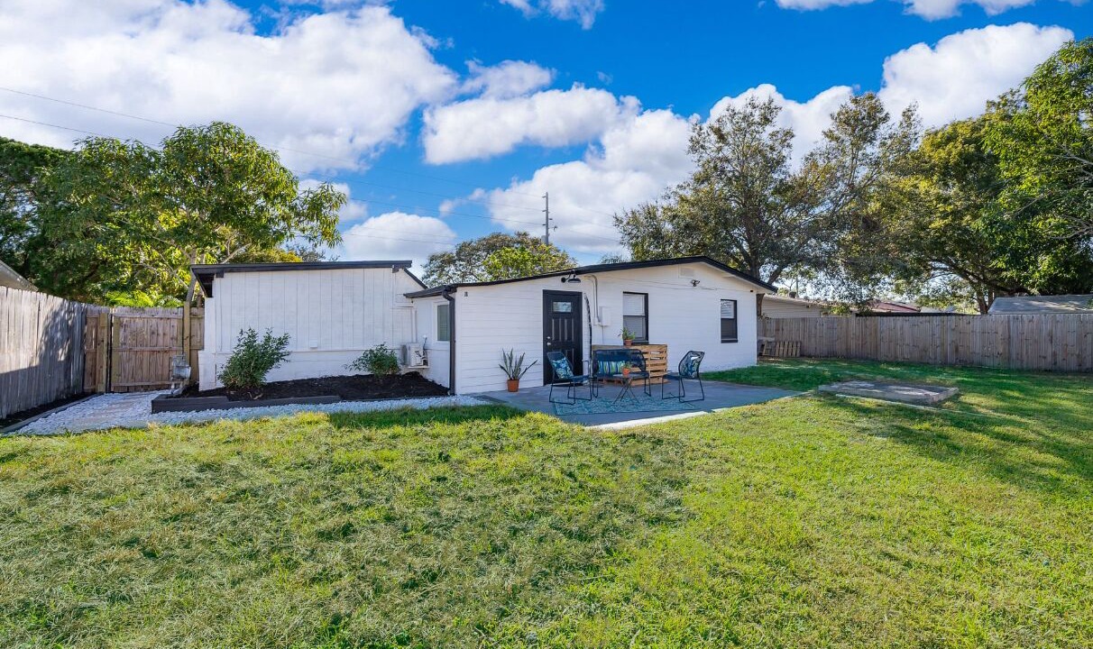Photo of Outdoor in Sky Lake