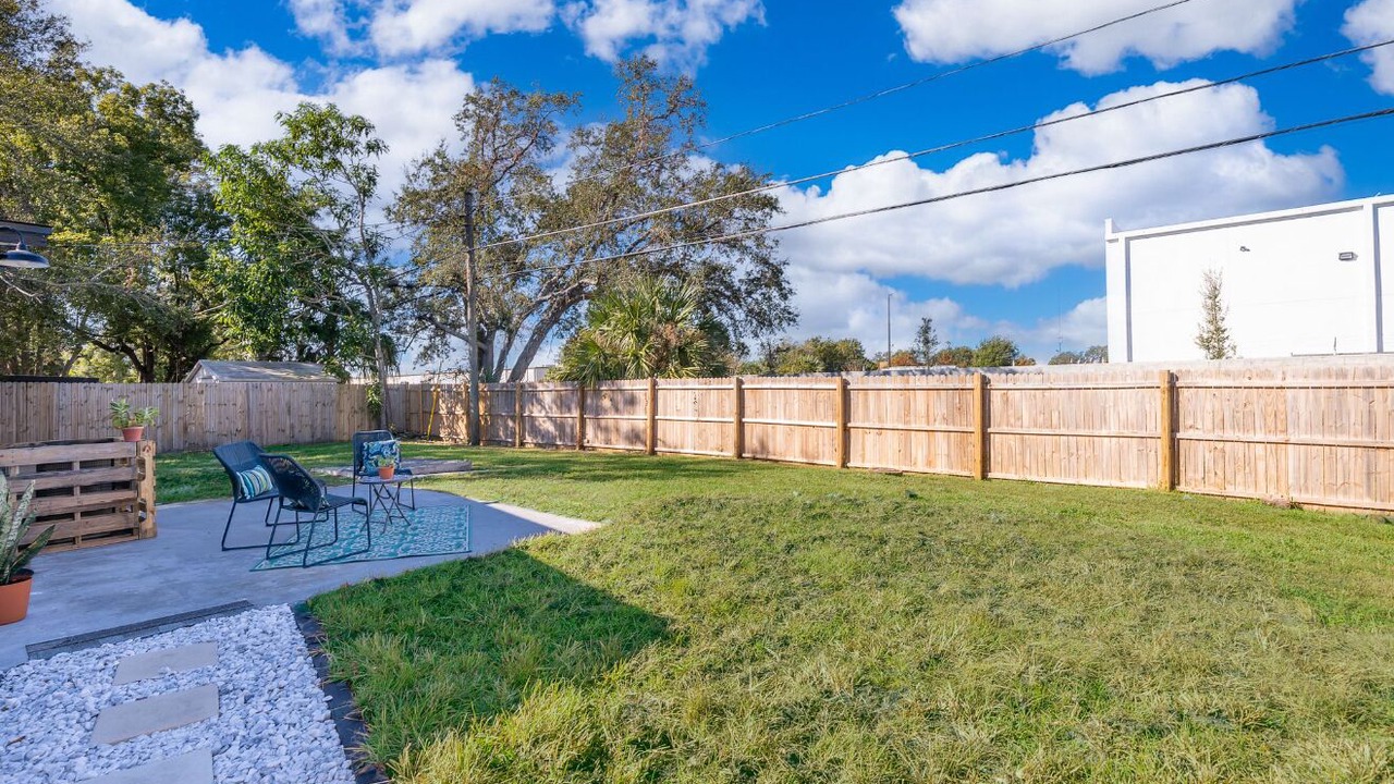 Photo of Outdoor in Sky Lake