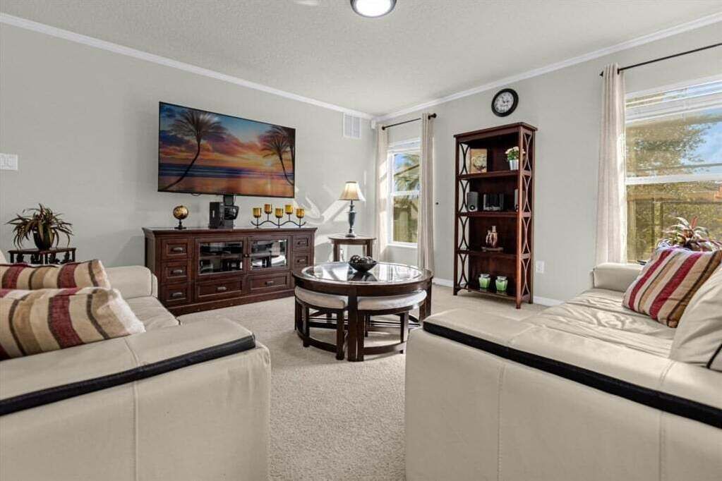 Photo of Livingroom in Veranda Palms