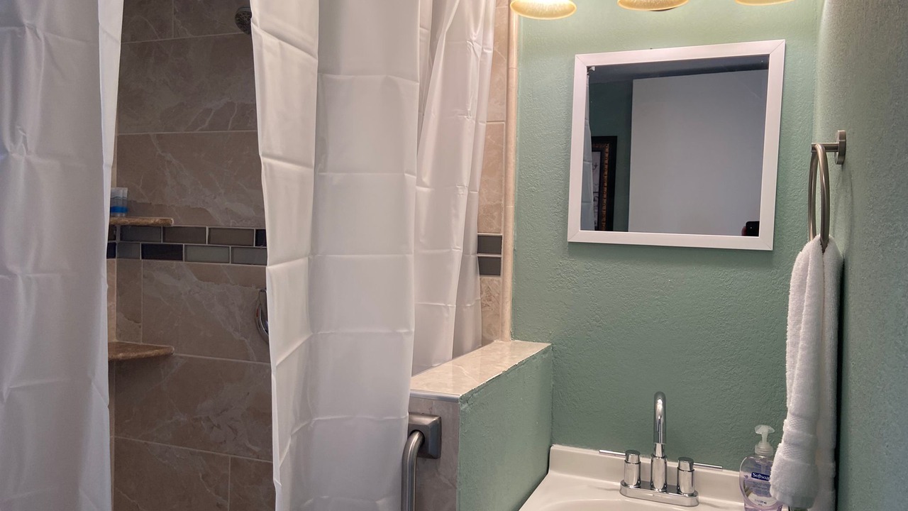 Photo of Bathroom in Park East