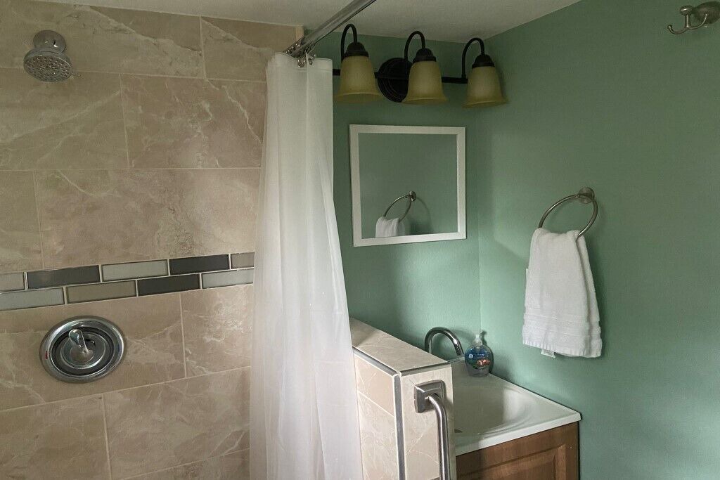 Photo of Bathroom in Park East