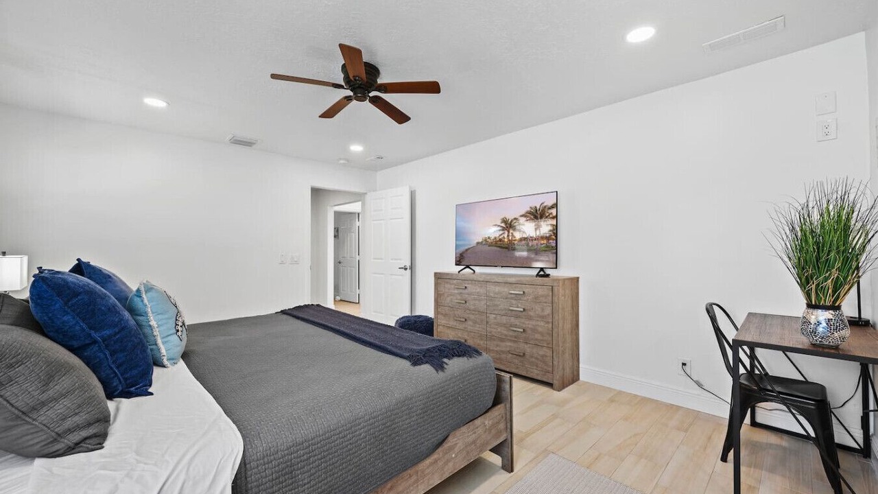 Photo of Bedroom in North Palm Beach Heights