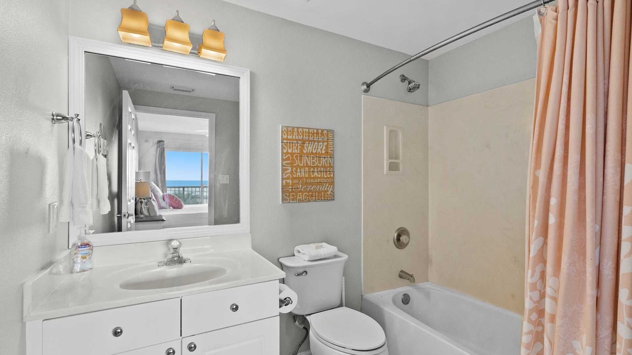 Photo of Bathroom in Emerald Waters Village