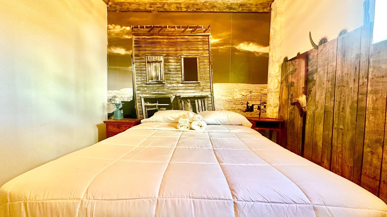 Photo of Bedroom in Midtown