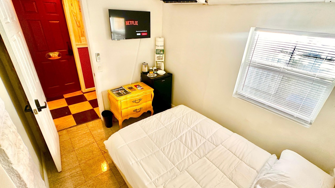 Photo of Bedroom in Midtown