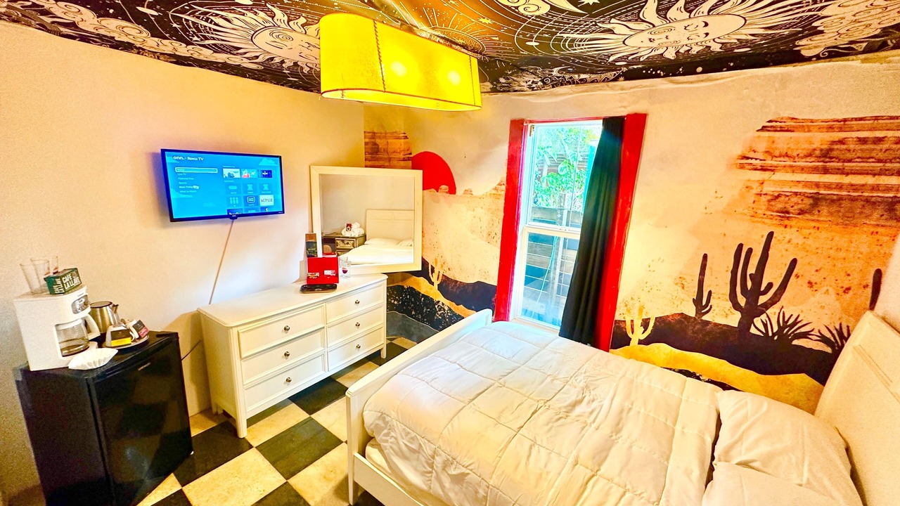 Photo of Bedroom in Midtown