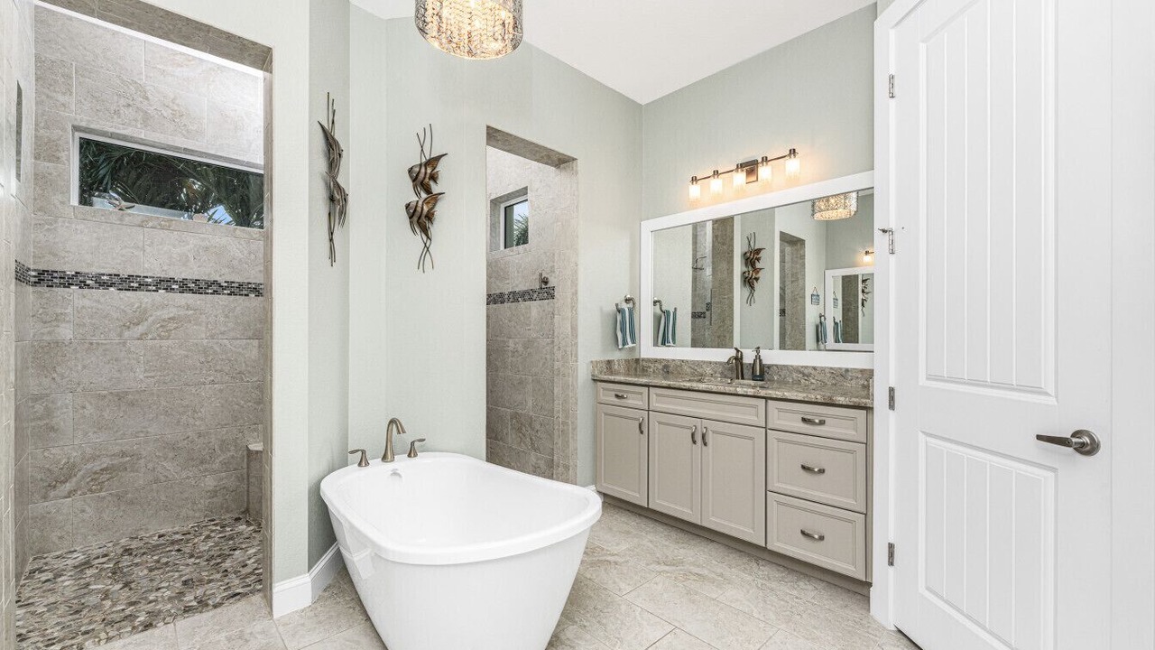 Photo of Bathroom in South Gulf Cove