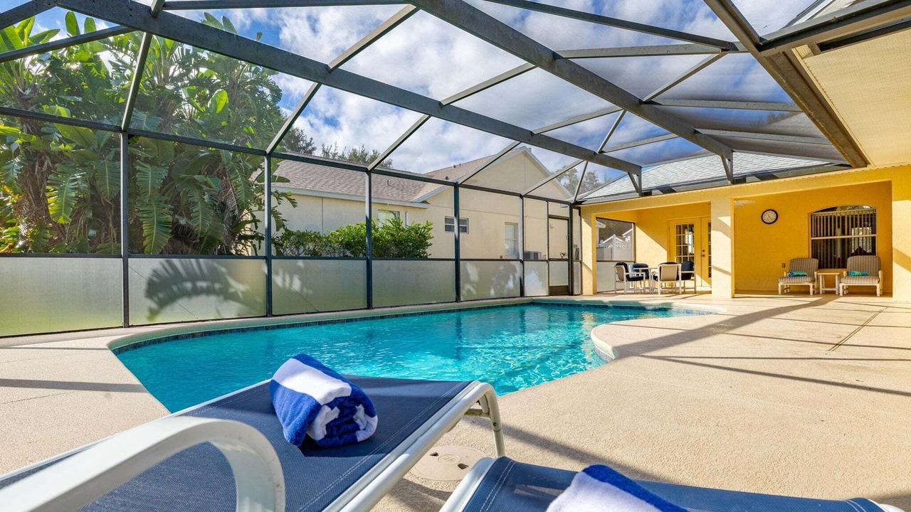 Photo of Outdoor in Orange Tree