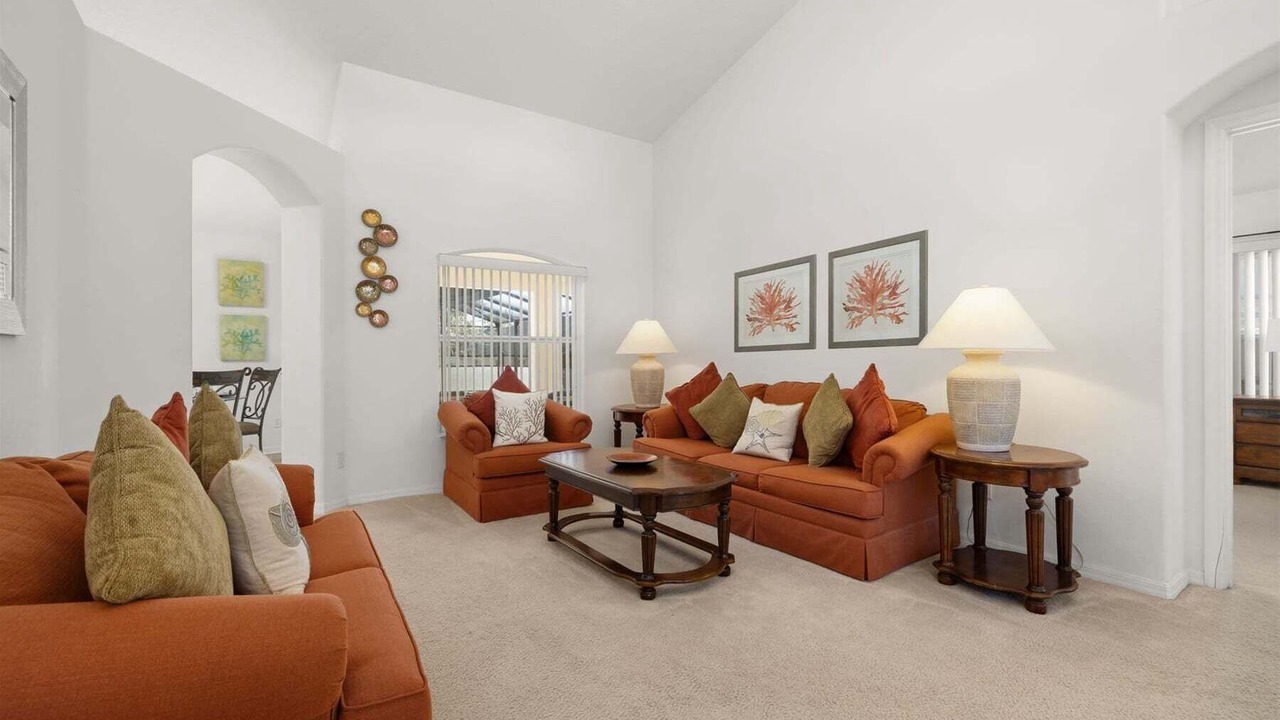 Photo of Livingroom in Orange Tree