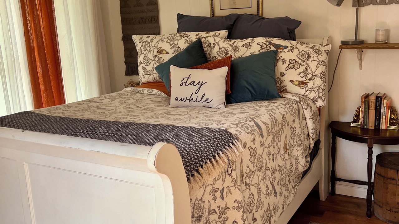 Photo of Bedroom in Cross Creek