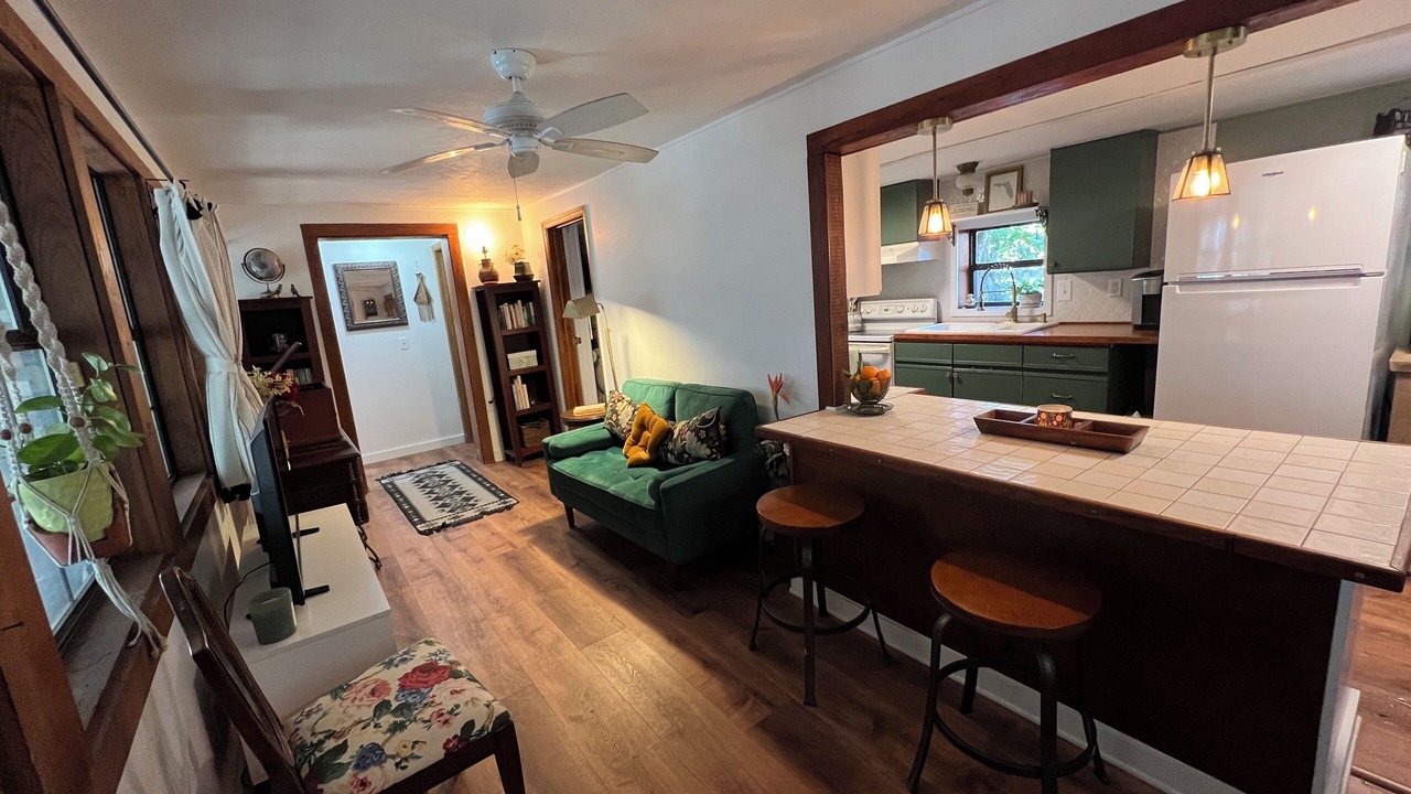 Photo of Livingroom in Cross Creek