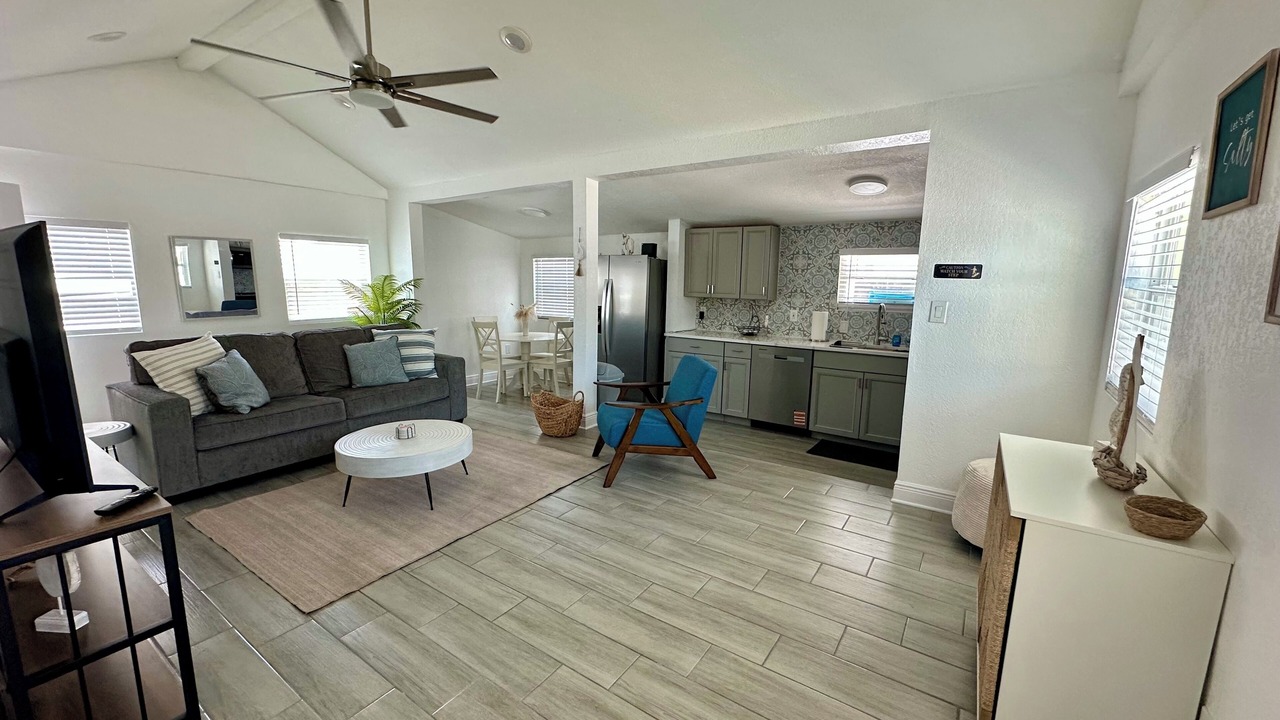 Photo of Livingroom in Clearwater Beach