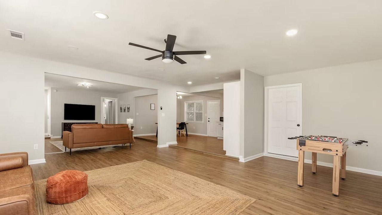 Photo of Livingroom in Houston County