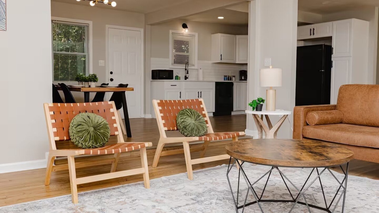 Photo of Livingroom in Houston County