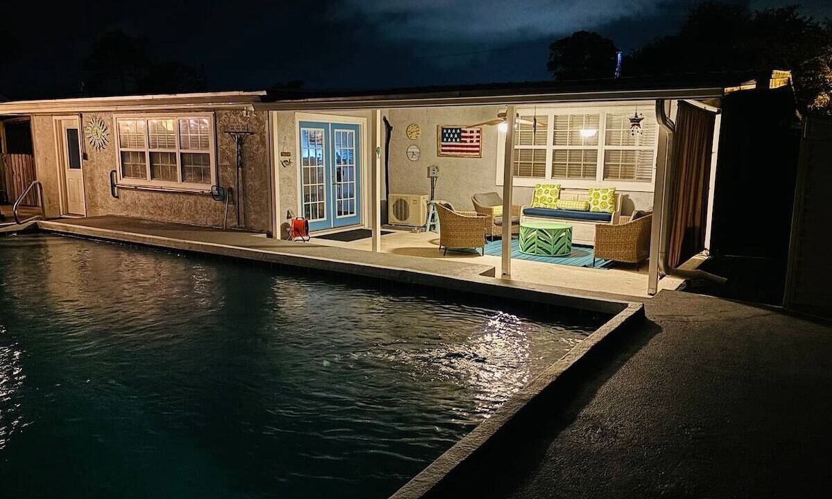 Photo of Outdoor in Woodlawn