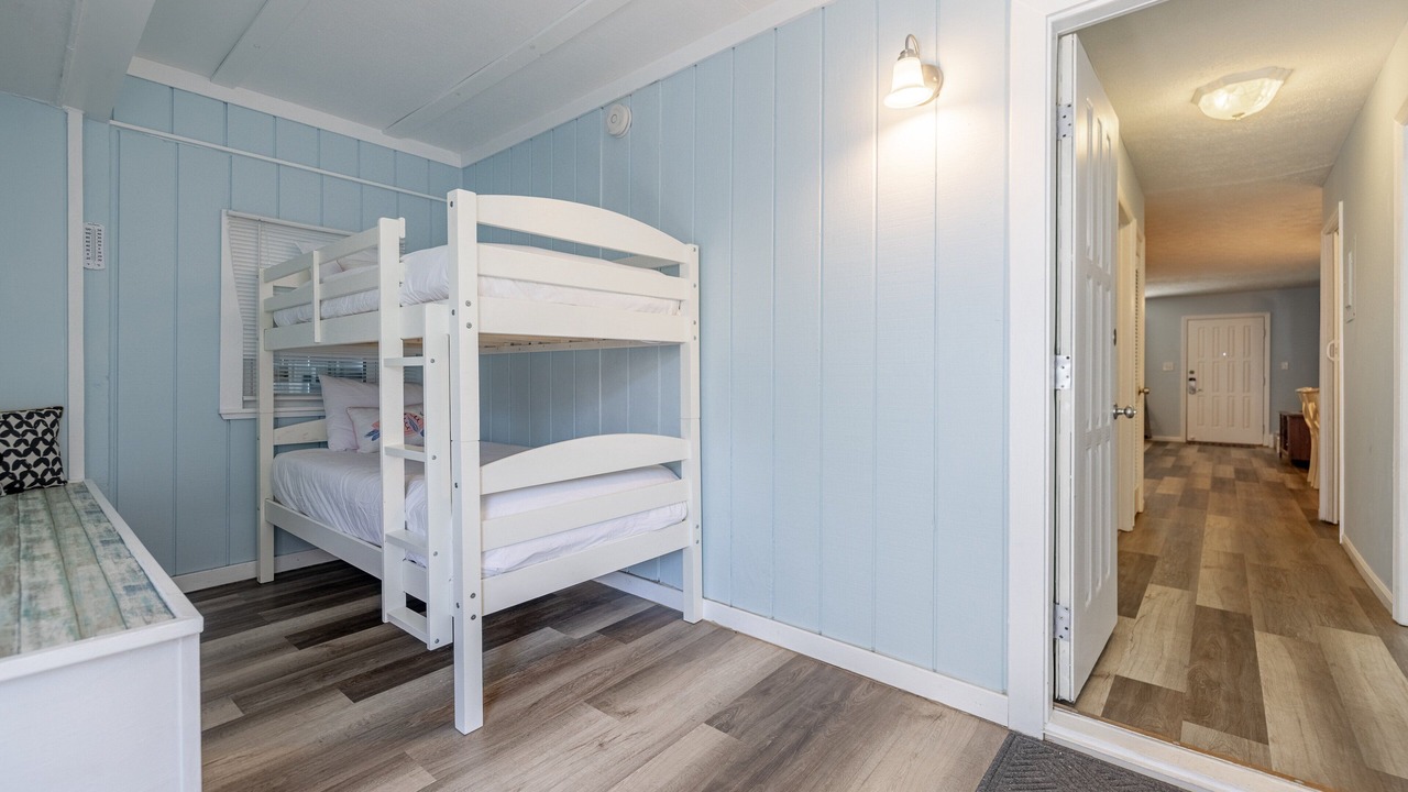 Photo of Bedroom in Bahama Beach