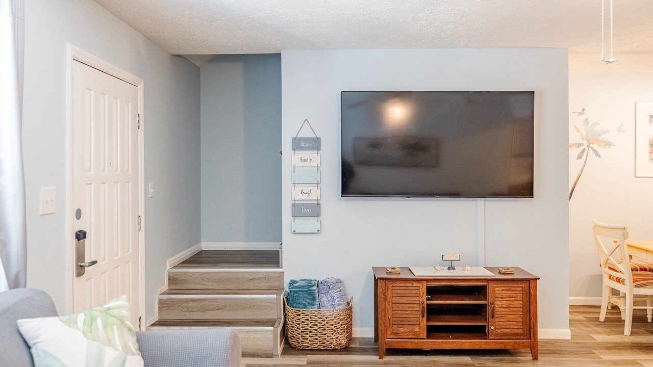 Photo of Livingroom in Bahama Beach