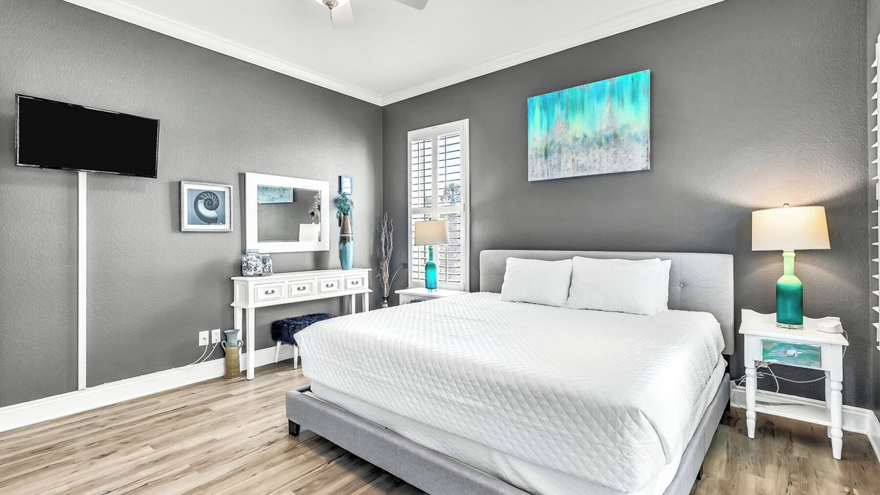 Photo of Bedroom in Gulf Place