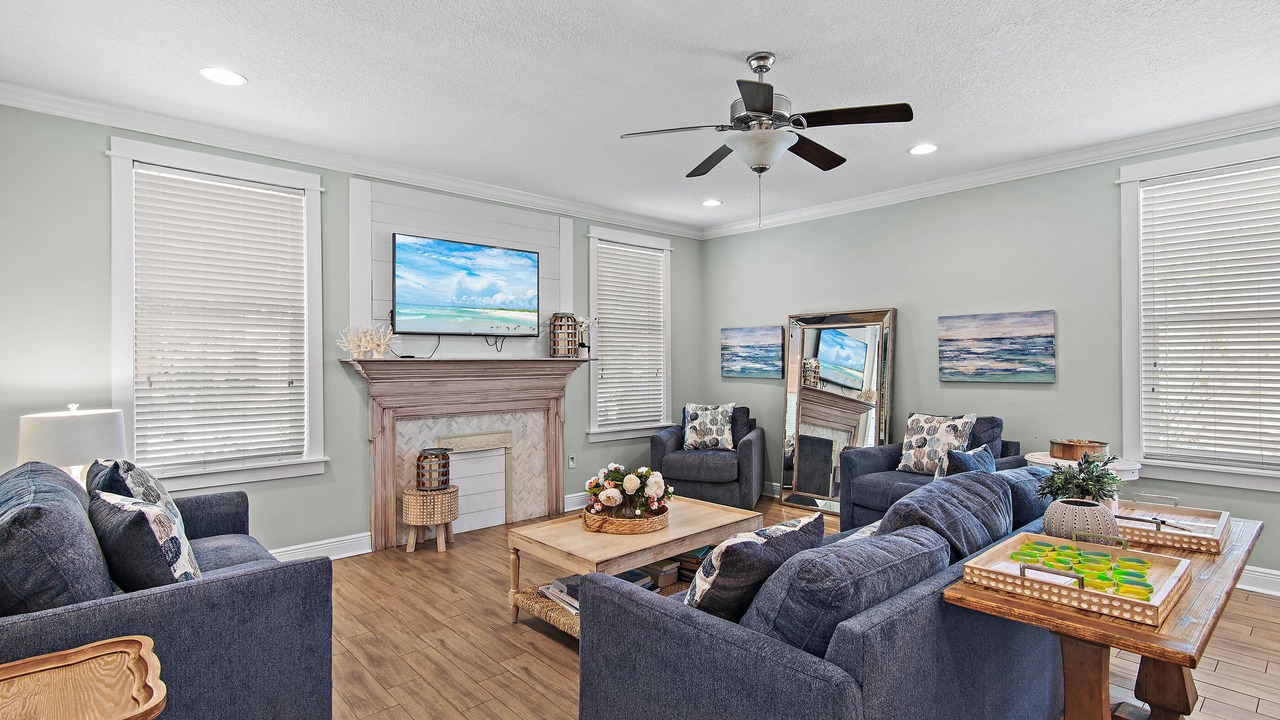 Photo of Livingroom in Villages of Crystal Beach