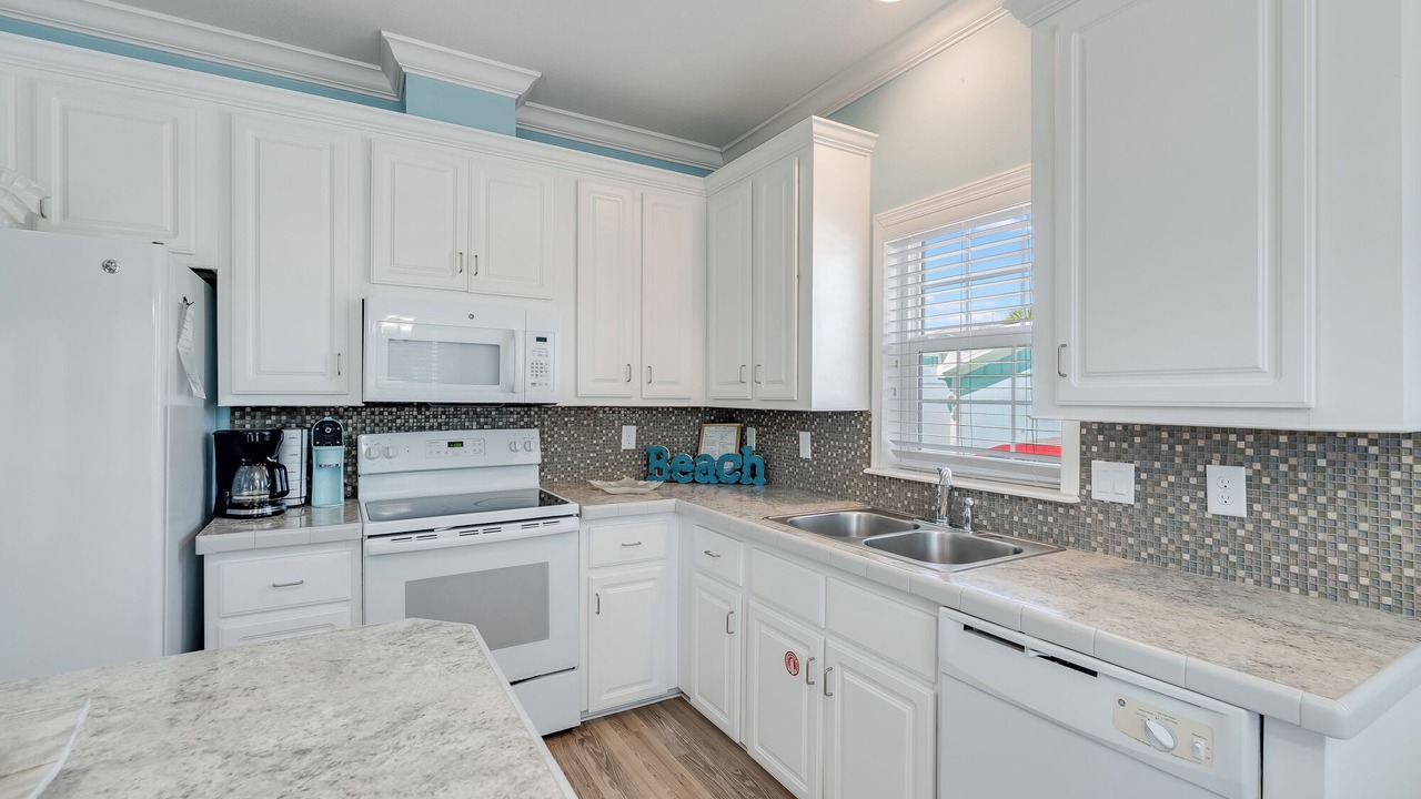 Photo of Kitchen in Laguna Beach