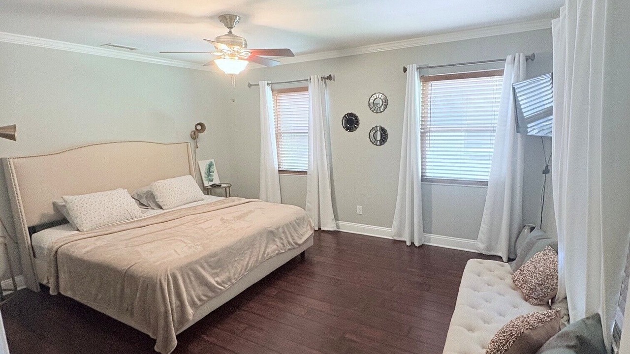 Photo of Bedroom in Ballast Point