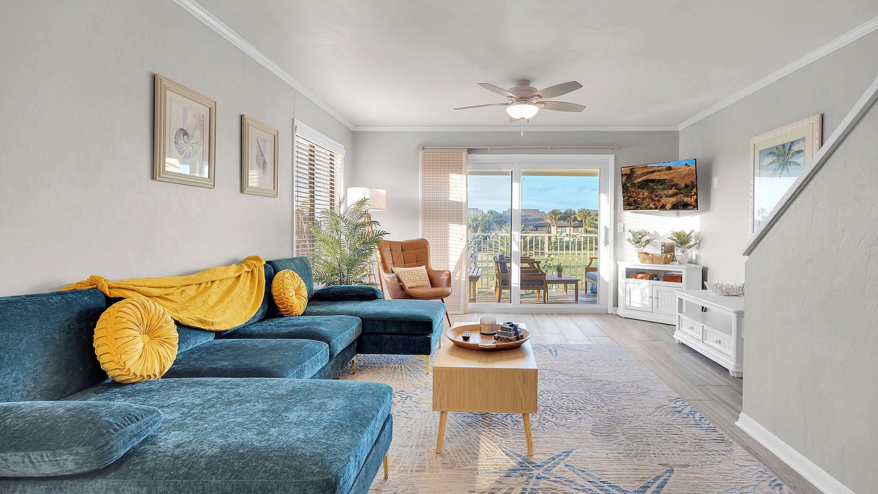 Photo of Livingroom in Butler Beach