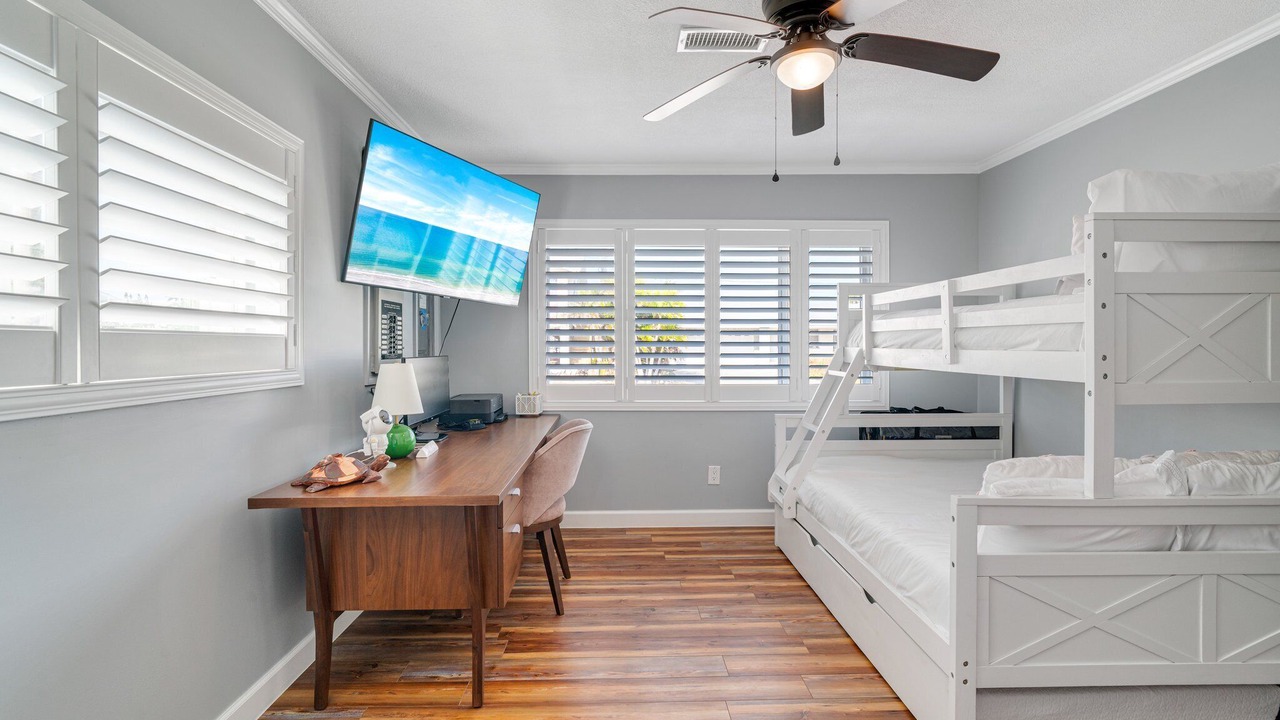 Photo of Bedroom in Saint James City