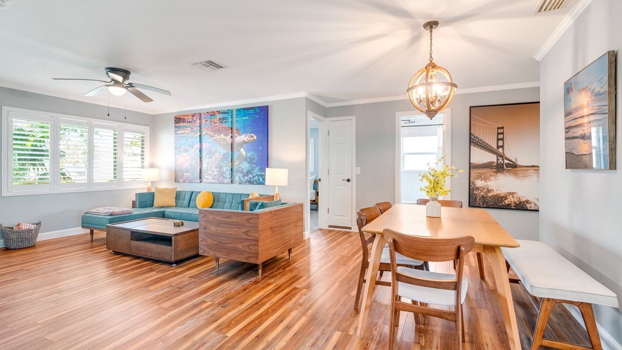 Photo of Livingroom in Saint James City