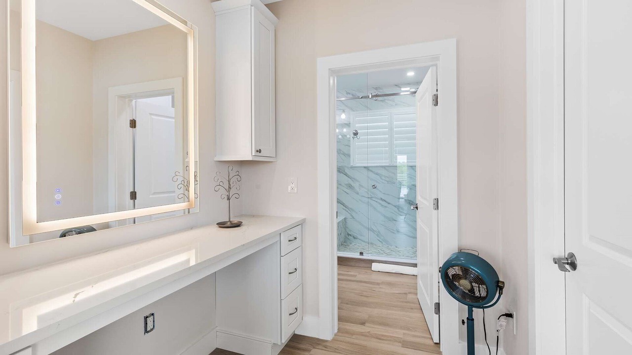Photo of Bathroom in Marathon