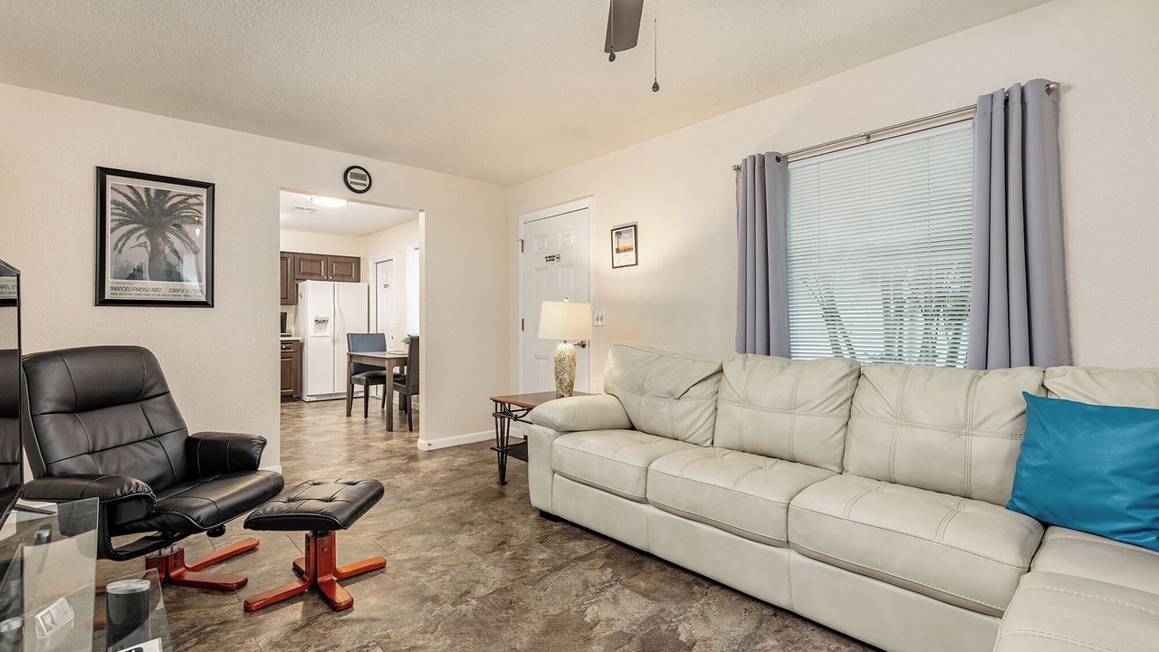 Photo of Livingroom in Tarpon Springs