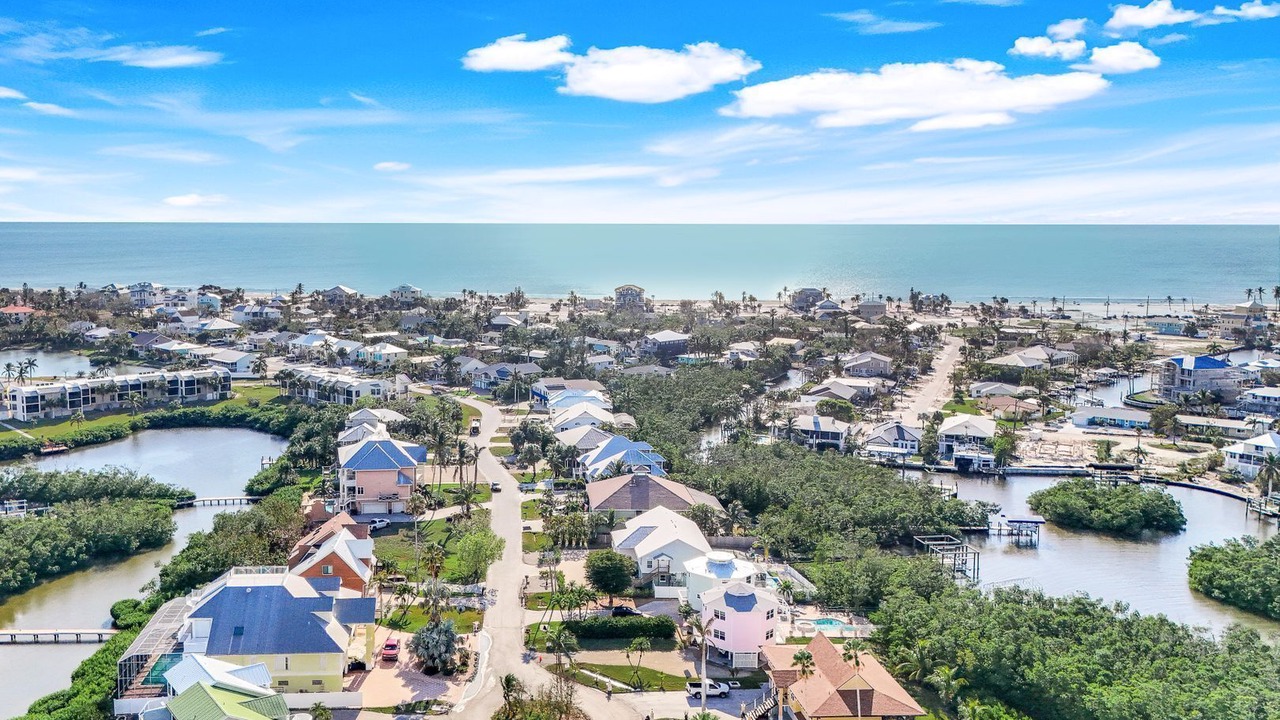 Photo of Outdoor in Mid Island