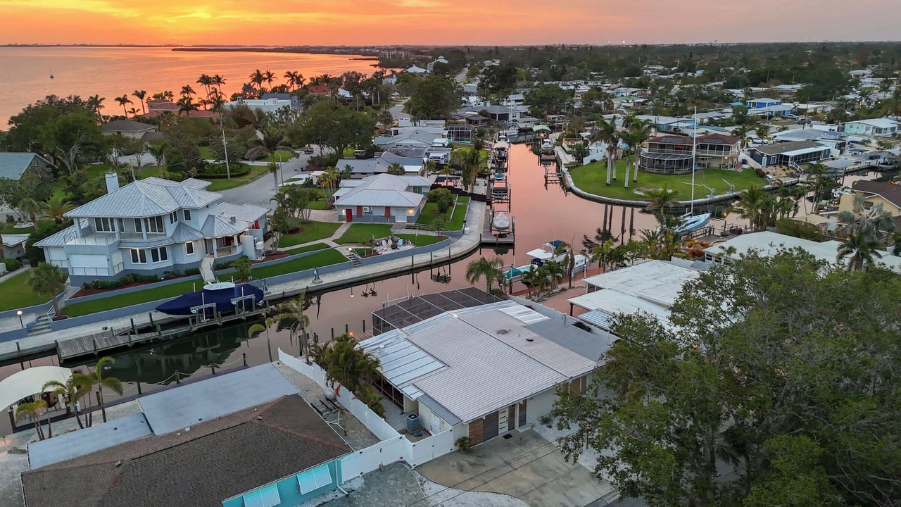 Photo of Outdoor in Bayshore Gardens