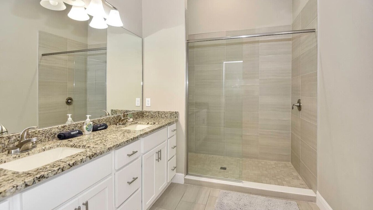 Photo of Bathroom in Mcelroys Belleview