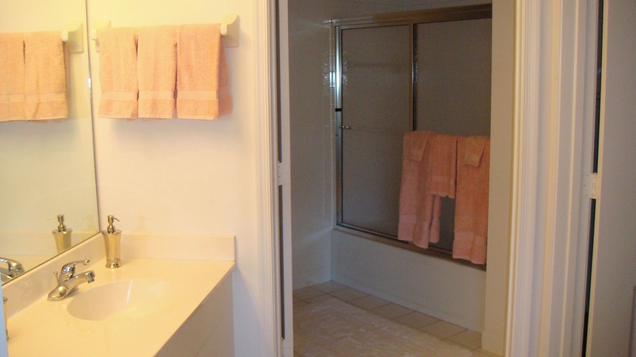 Photo of Bathroom in Juno Beach