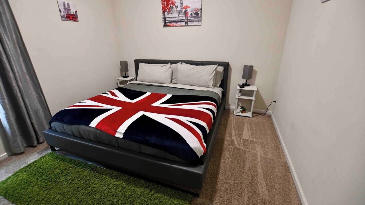 Photo of Bedroom in Westside