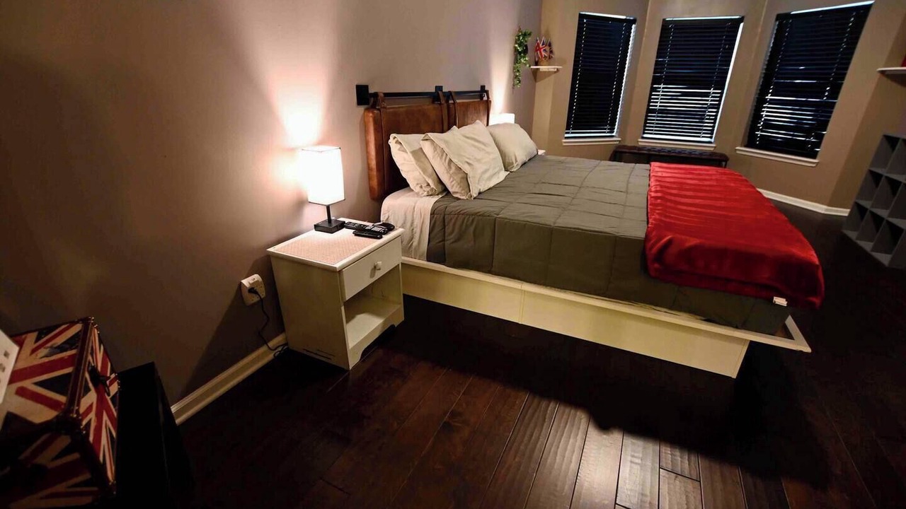 Photo of Bedroom in Westside