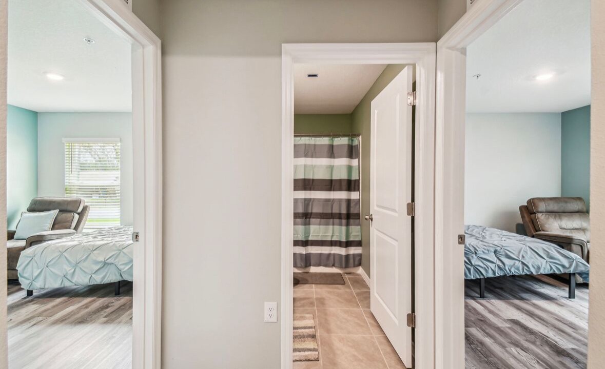 Photo of Bedroom in Forest Oaks