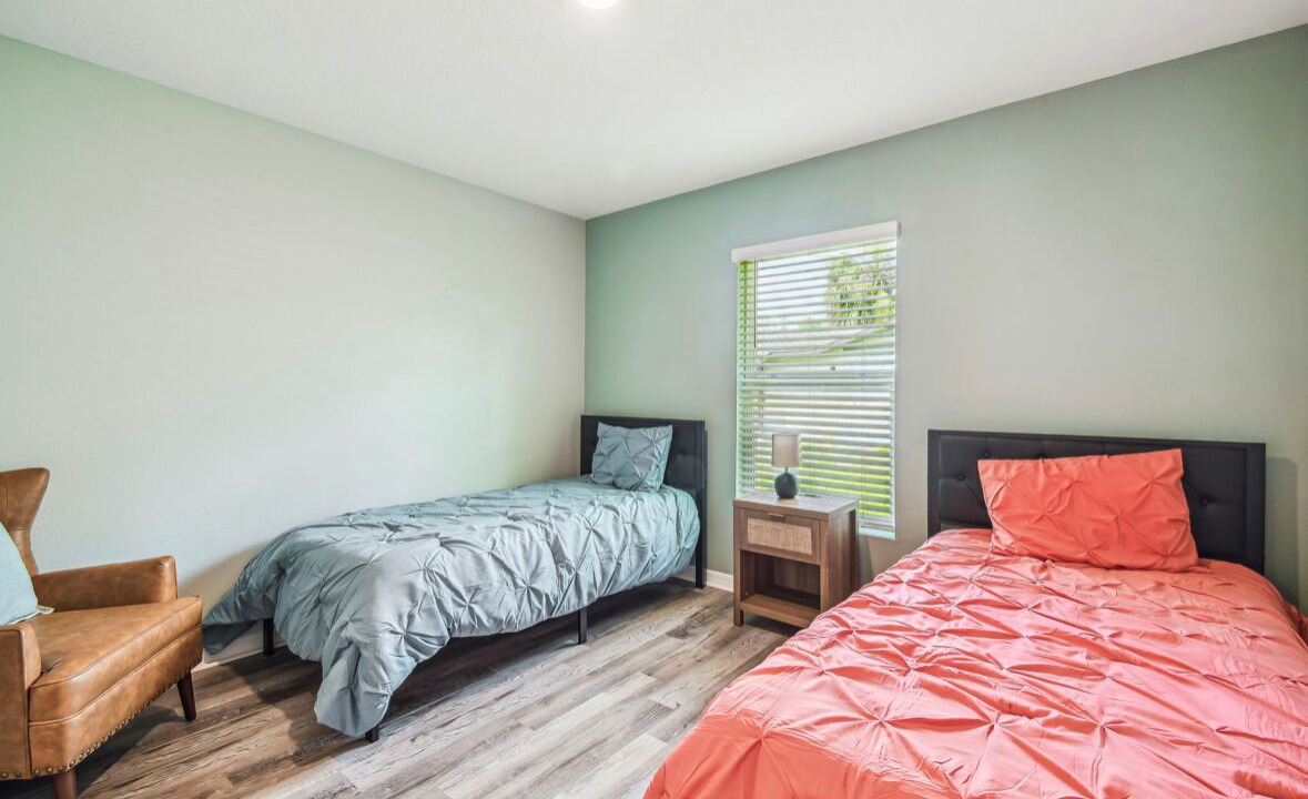 Photo of Bedroom in Forest Oaks