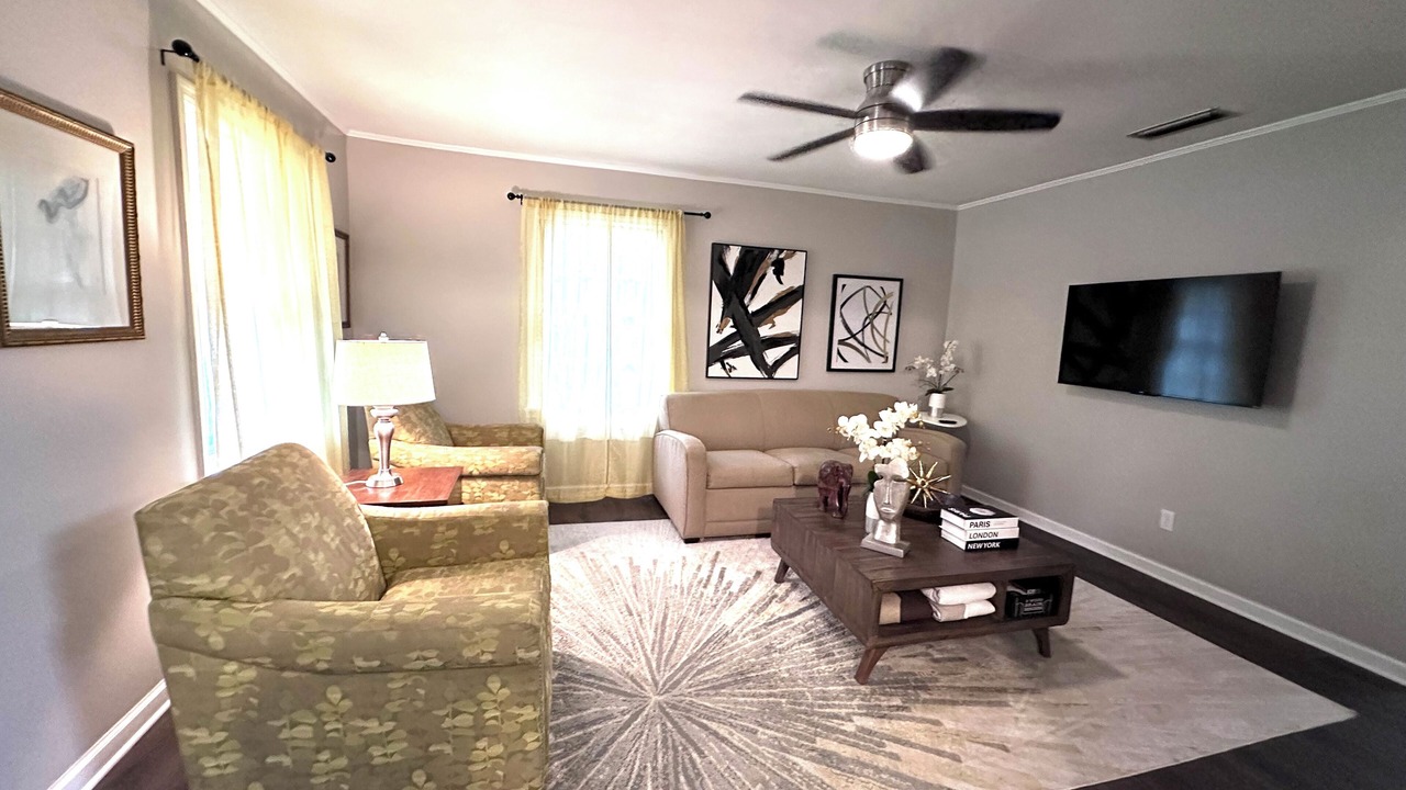 Photo of Livingroom in Thomasville