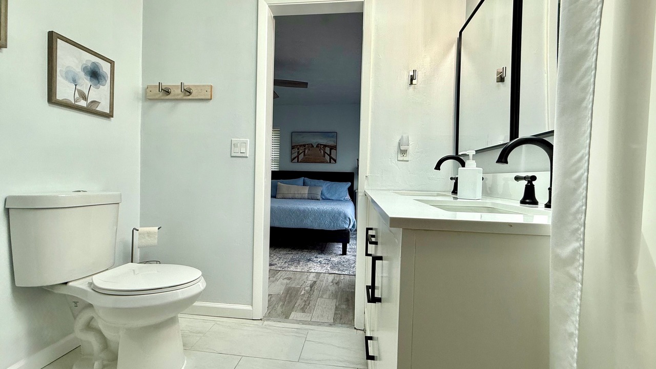Photo of Bathroom in Dolphin's Cove