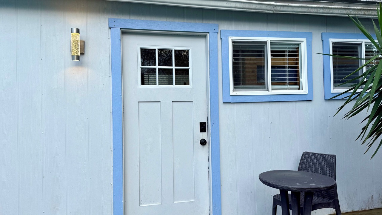 Photo of Outdoor in Dolphin's Cove