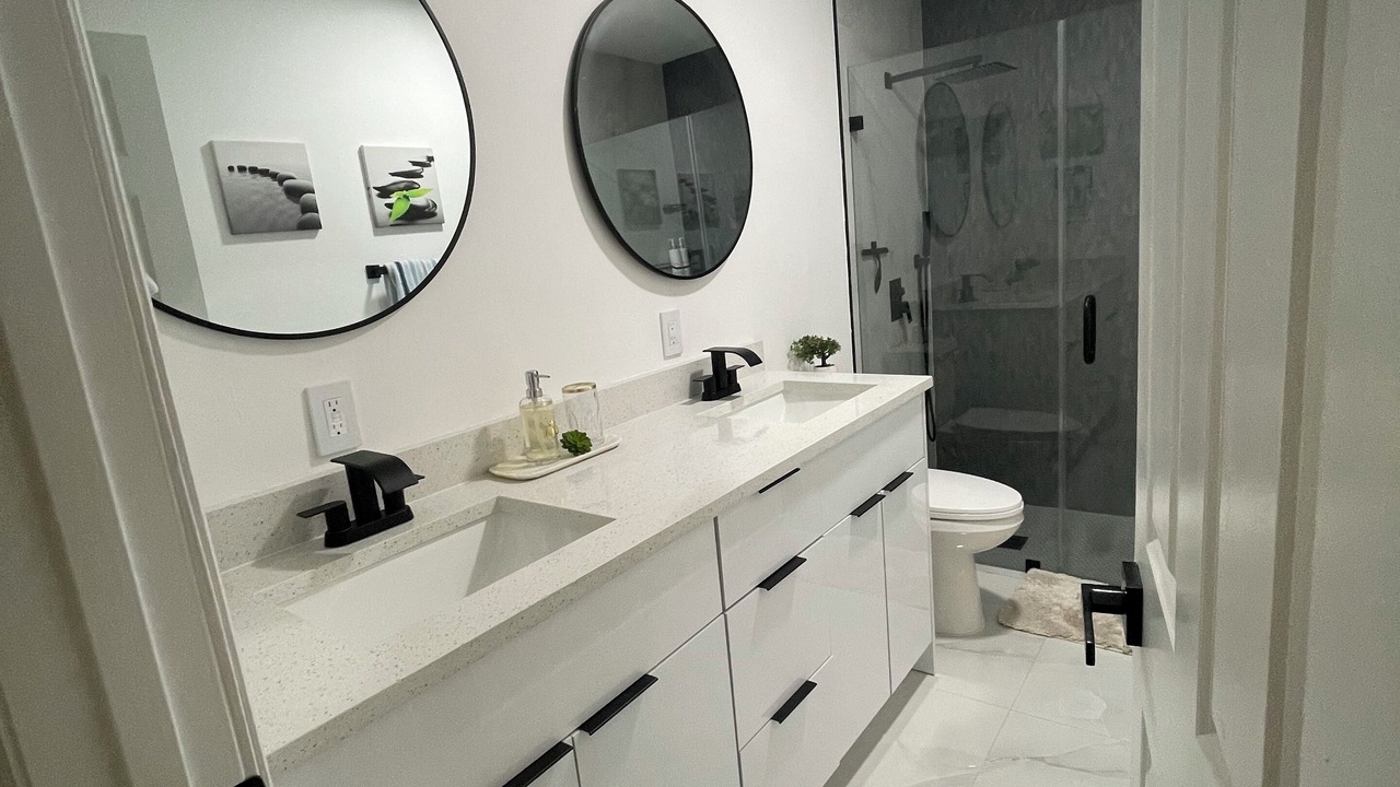 Photo of Bathroom in Lochmoor Waterway Estates