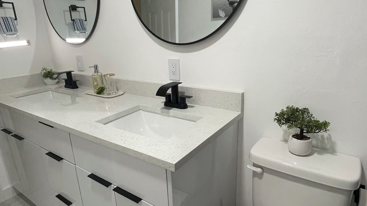 Photo of Bathroom in Lochmoor Waterway Estates