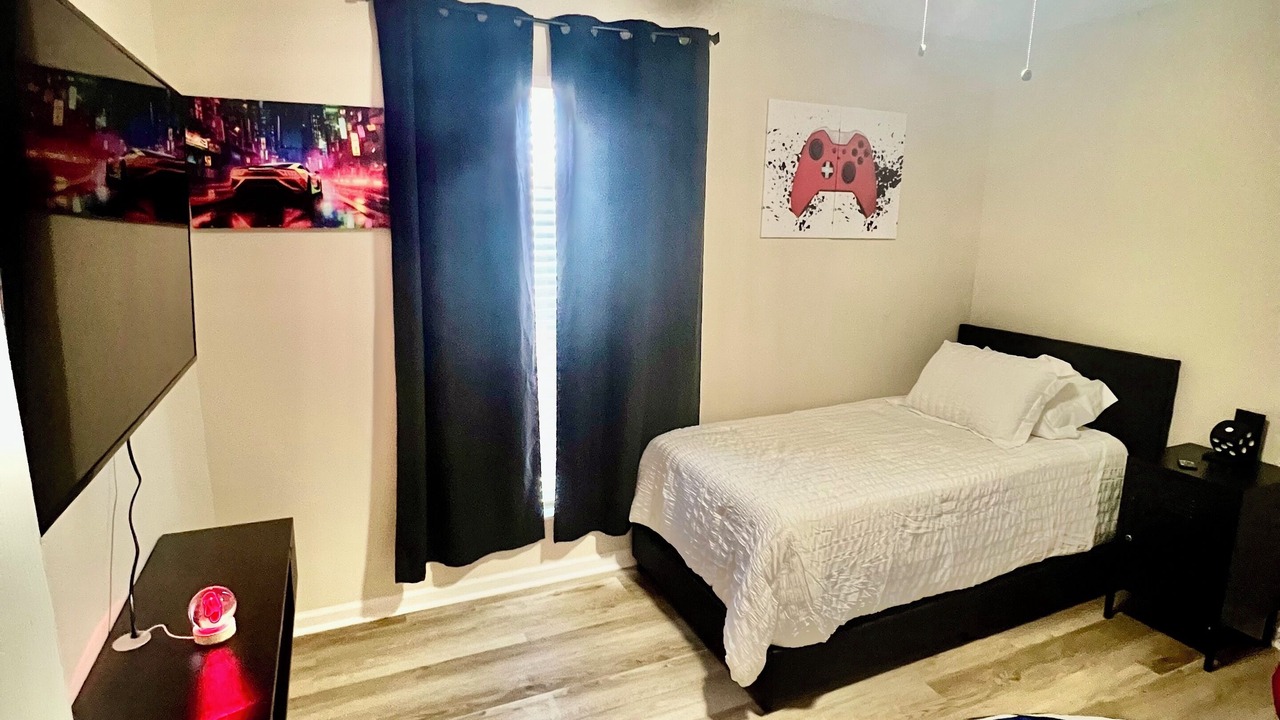 Photo of Bedroom in Gracewood